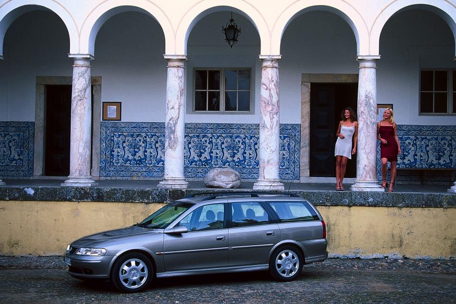  Opel Vectra Caravan (B) 1999 года  (фото 31 из 33)